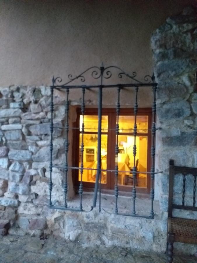 Hostal Molino Del Río Torre la Cárcel Exterior foto