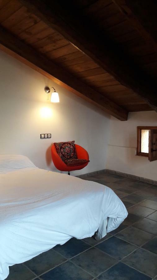Hostal Molino Del Río Torre la Cárcel Exterior foto